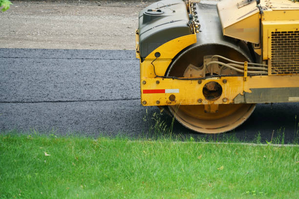 Best Concrete Paver Driveway  in Eastmont, WA